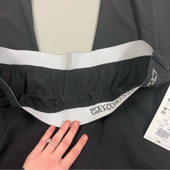 NWT Skechers Women's Black Straight Leg Scrub Pants - Picture 4 of 9